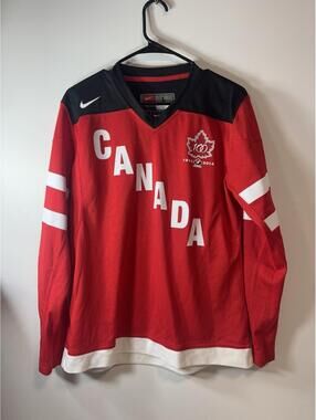 Nike Team Canada L Red Hockey Jersey IIHF 100th Anniversary Edition World Junior